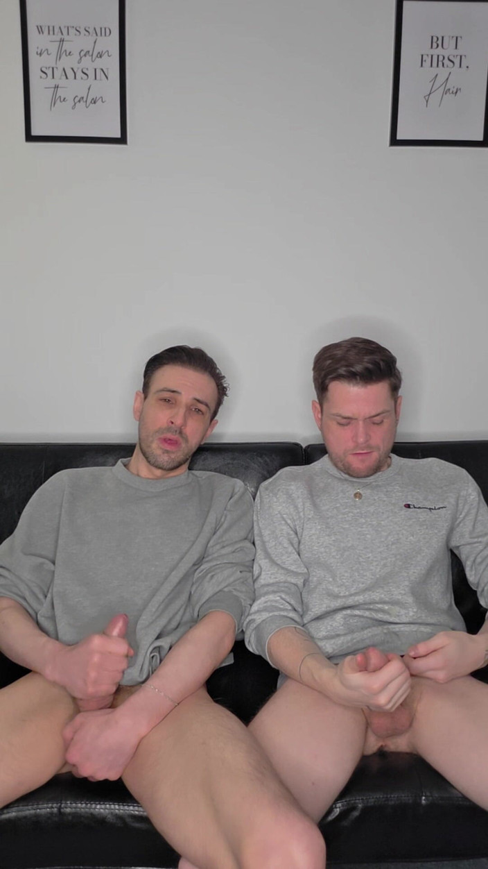 Twotwinkhusbands: Hung Uncut Brotosh Lads Side by Side Masturbation