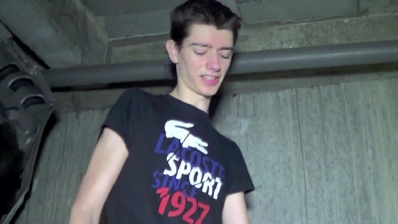 Gaybareback: Twink fickt seinen besten freund für neue sexuelle erfahrung