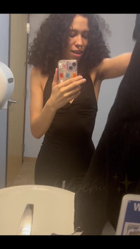 Desperate Public Pissing Ugh