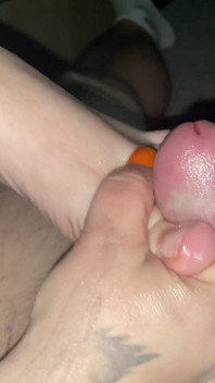 Ehefrau sexy füße und schöner handjob fußfetisch