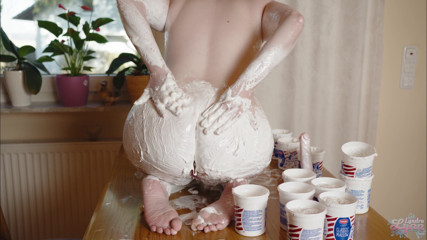 Lyndra Lynn: Sticky fluff