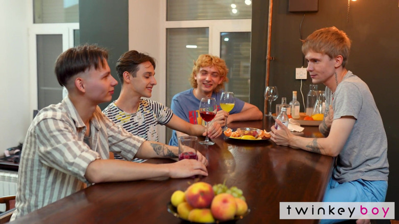 Twinkey Boy Studios: Bukkake Party 2: Bareback Twink Sexparty