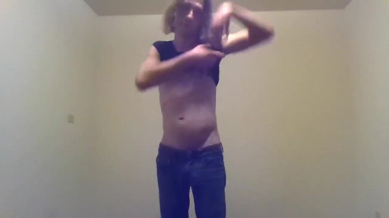 LilTaste: Transgirl pre-op topless in solo jeans, Aroused | Auto-fotografia in posa