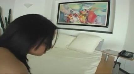 Deep Fuckers: Brunette montok suka kontol hitam besar