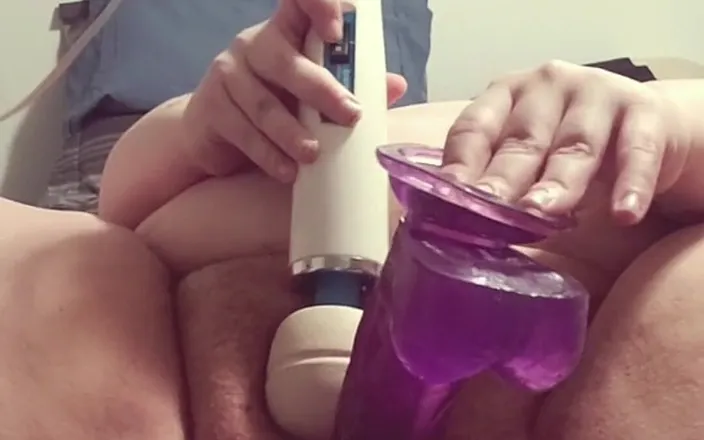 YoungEnglishBBW: Pounding My Fat Wet Pussy Stimulating My with Magic Wand