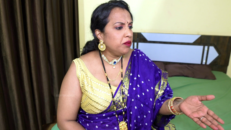 SEXYBHABHIX: Indian Bhabhi Had Sex with Her Neighbor.