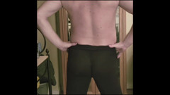 NiceBum2: Apretado joven de burbuja twink con corrida en cámara lenta