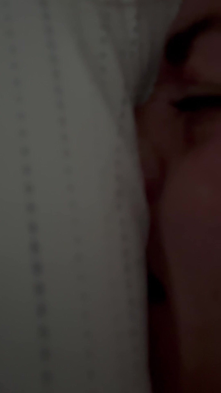 Zman: Une locataire abandonne son cul pour le loyer