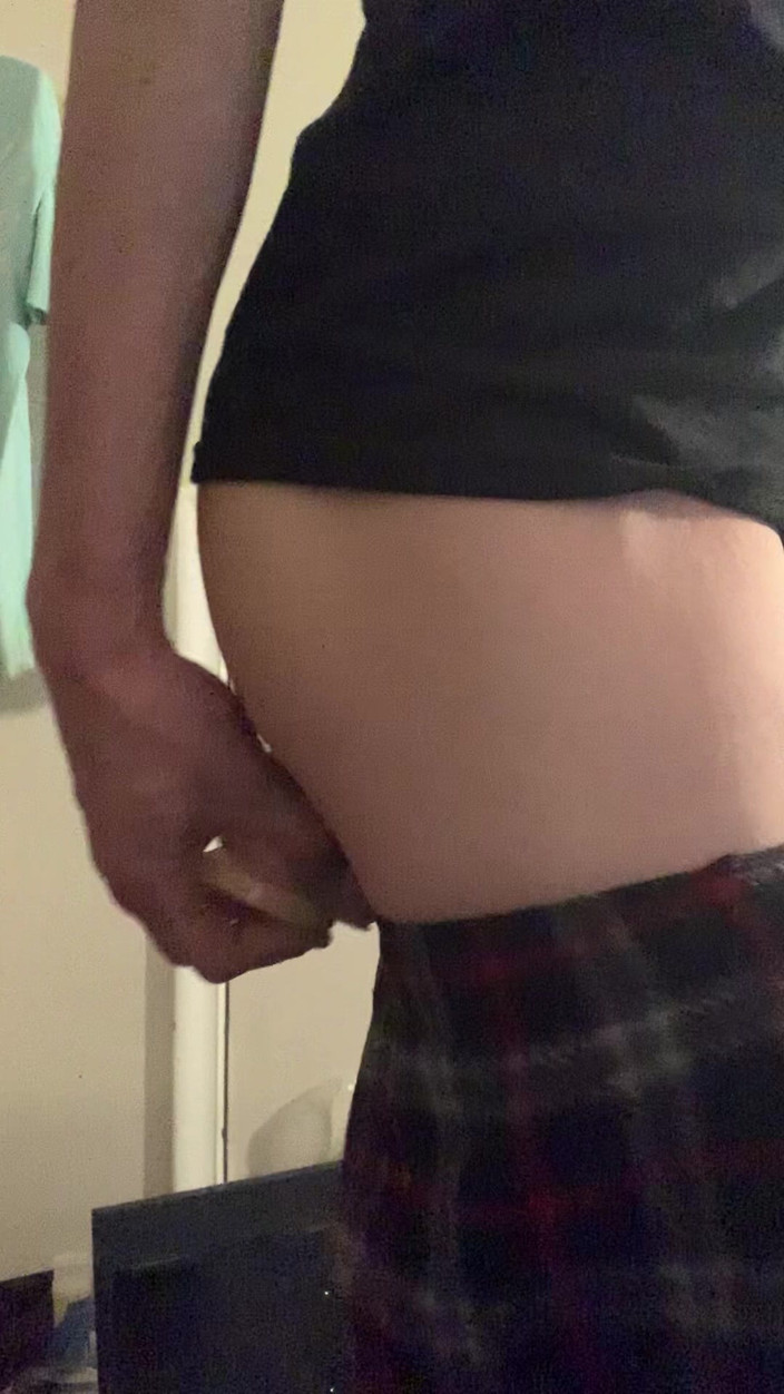 Denzel James: Denzel James stuffs himself again before bed
