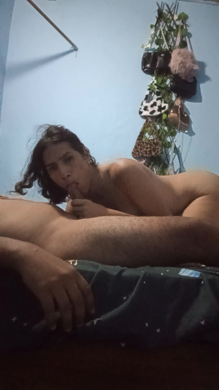 Femboy from Colombia: Good Blowjob That Gives a Lot of Pleasure