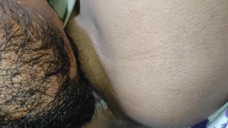 Gini272: Indian Desi Bhabhi in Green Sari Hindi Dirty Talking Part 2