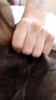 Macocha uczy studentkę Olivia Keane ssania kutasa