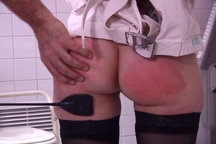 USA Fetish and Hardcore Clips: Hard Spanking at My Doctor's
