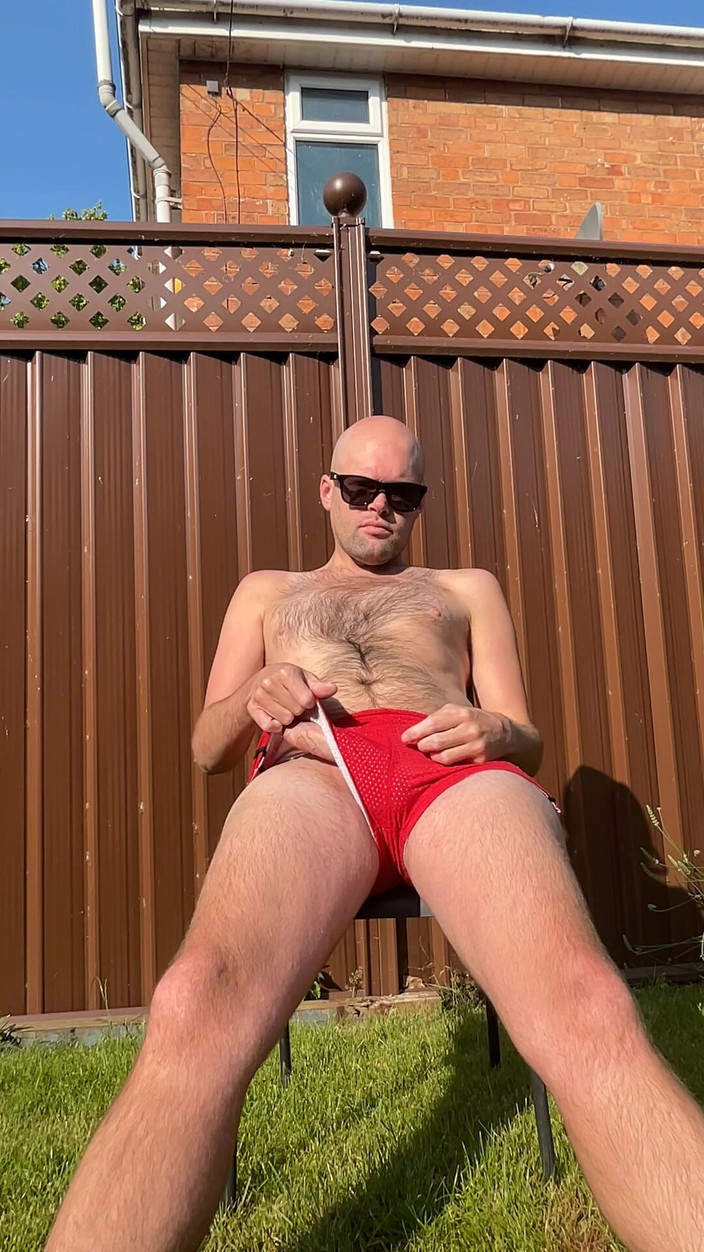 Buggiesmugglr: Wer Ist Später Im Jahr Bereit Für Ein Bisschen Sommerspaß?