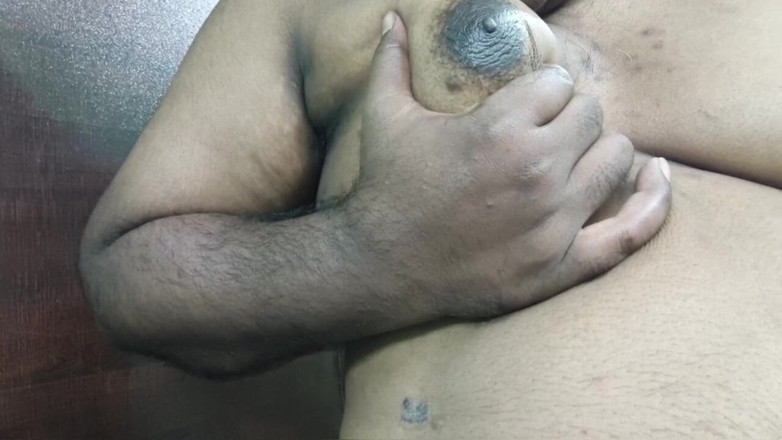 Fapidontmind: Vibrație pe sfârcurile mele