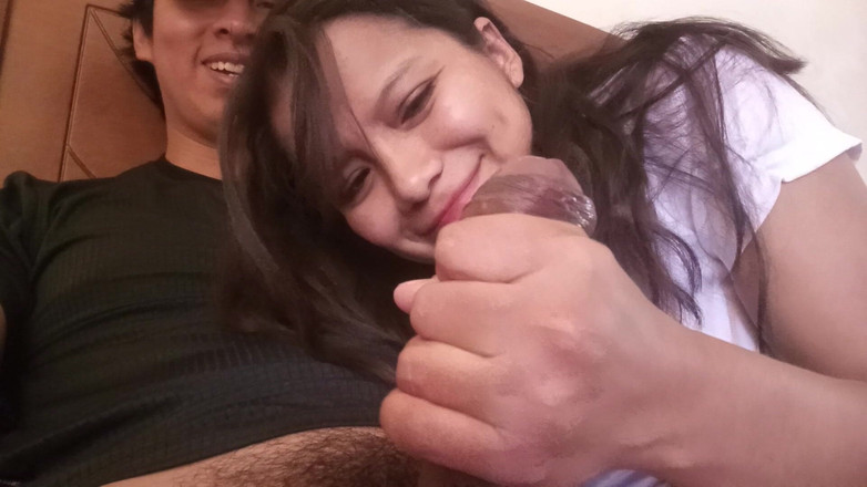 Moo DBOXXX: Sekretaris jalang suka ngentot denganku, dia menyebalkan, dia nggak setia...