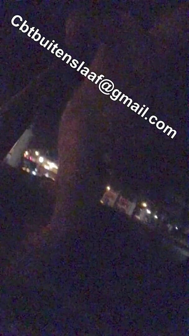 No limit cbt slave: Pusat beli-belah tempat letak kereta berjalan bogel