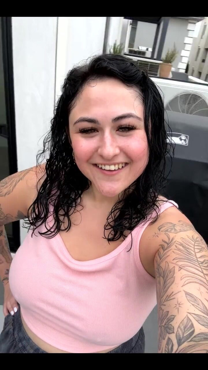 Josie Jaxxon: Dobré ráno kozy z La!