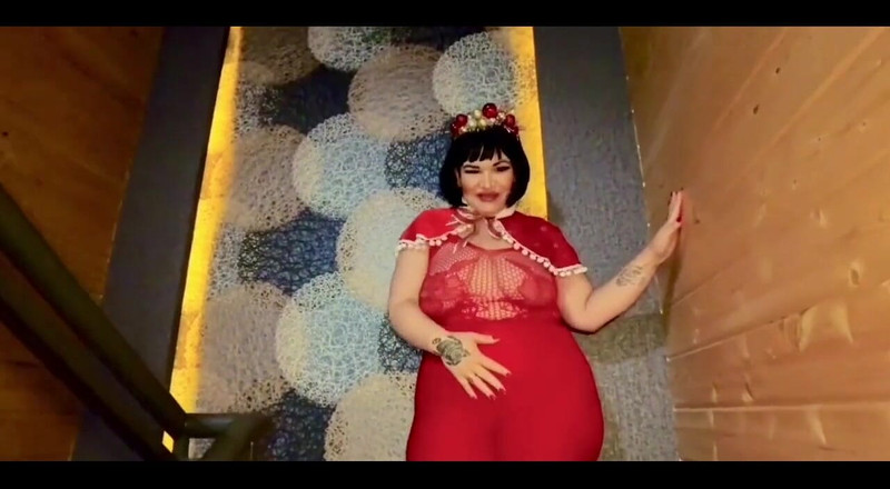 KarmenMilf: Üvey oğul Noel'i kutluyor
