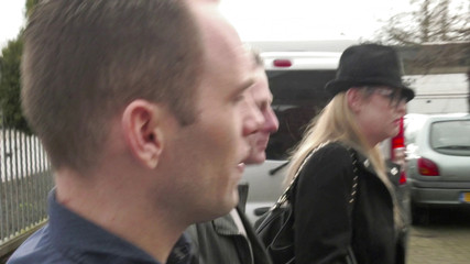 Melody Pleasure: Realitní agent