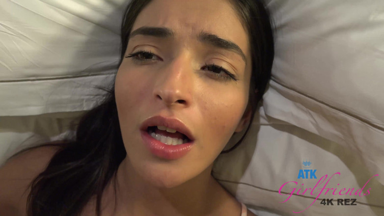 ATK Fans (Girlfriends): Emily quer pau na bunda dela