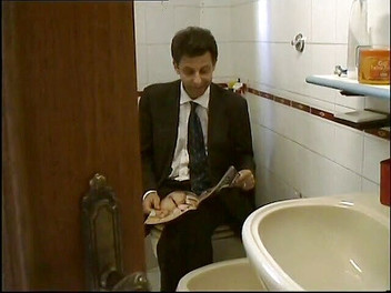 Big Tits World: Tesão de gordinha usando meias é fodida e facial