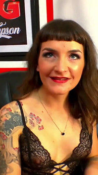 Alice Nice Want to Suck Hard German