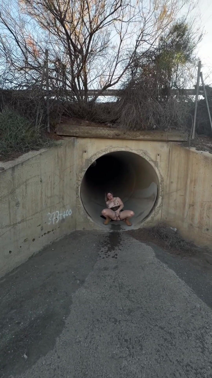 GIULIANA_OFFICIEL: スペインで禁酒法を危険にさらした、カップル