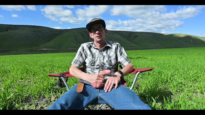 Joe Iandola: Сподіваюся, вам усім сподобається цей особливий фільм, який я зняв у полі!