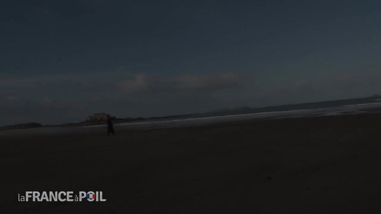 French Wives Offered: 成熟したクーガーが20歳の若者に抱かれる