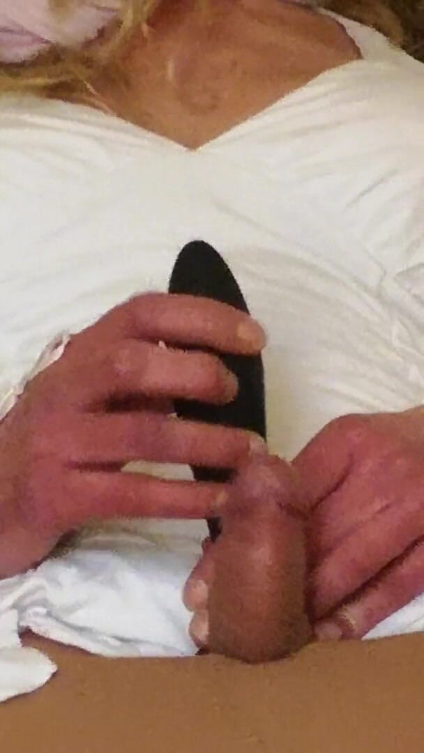 Wet Perversions In Nylons: Memakai kesucian dan menjadi miang bahagian III