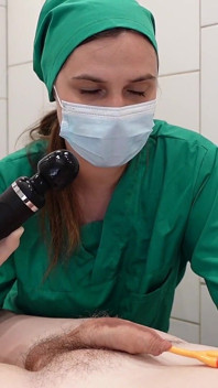 Medfet Catheter 플레이, 바이브레이터로 핸잡과 오르가즘