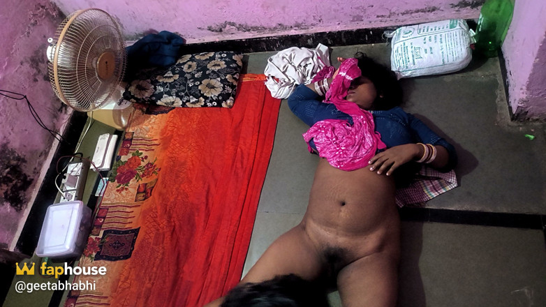 Amarjit2526: Quickie Anal Pour Une Femme Au Foyer Infidèle