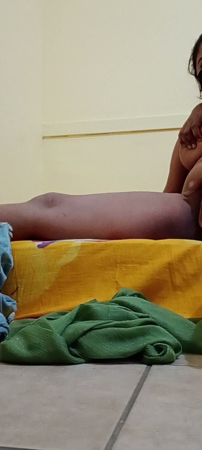 Taniyaxx: India Sex Video
