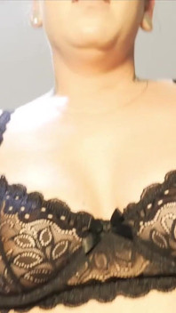 Sexy manželka má příležitost na povýšení