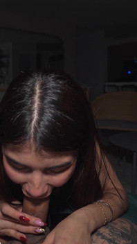 내 가장 친한 친구를 따먹는 배다른 아들 Sis