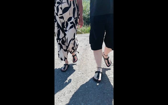 Goldschatz59: Walk with Nylonjunge in Birkenstocks