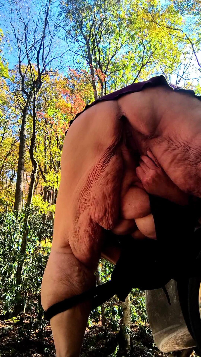 HerculesnVENUS: 在阴户洗澡，让潮吹路径