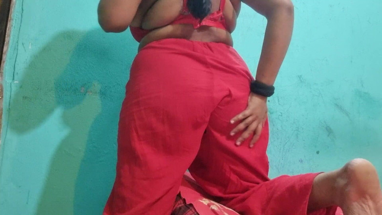 NilaRani693: A Private Solo Experience