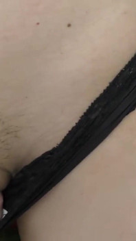 Domácí sezení z pohledu se mění v přísný trénink, jak se pomalu přizpůsobuje novým pokušením.