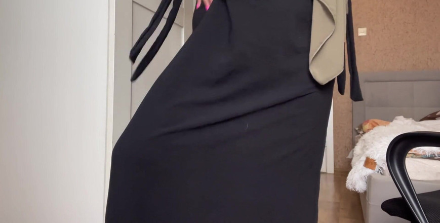 Lux Eva: Syrische schlampe im hijab ohne höschen streichelt ihre klitoris-nahaufnahme