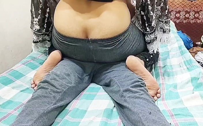 Pakistani CoupleX: Zadek indické desi macechy