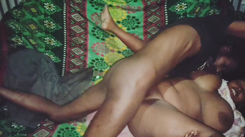 Sexydeb: Hintli ev hanımı ne land chusa