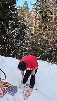 Snow Boobs