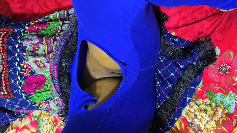 Sairaxsaim: Teman wanita muslim bertudung pulang ke rumah lagi - pancutan dalam...