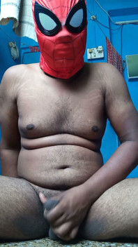 Olá, eu sou o Homem-Aranha fodendo minha buceta da minha esposa