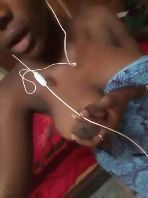Dick sucker: Timun besar dalam pepek saya