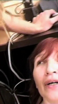 Alt Und Jung 12 - Reife Deutsche Frauen Führen Junge Typen Durch Ein 4-stündiges Hardcore-training