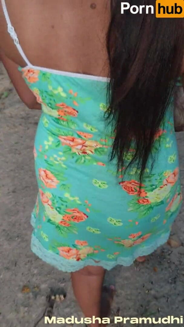 Tiyana: デシ・アイマスク・ホットワイフ ハードセックス 自家製