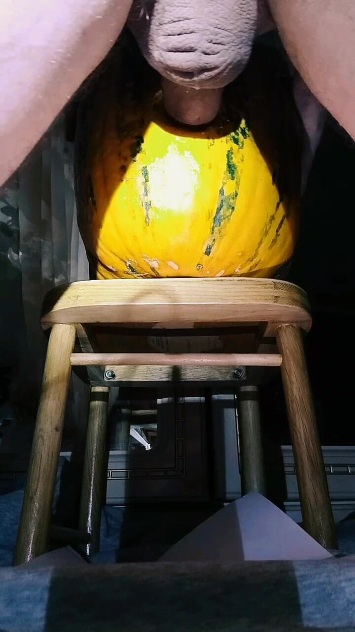 White Ukrainian Dick: Suka labu sialan!